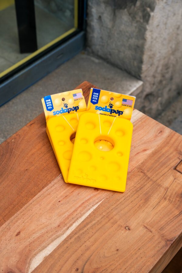 Jouet ultra résistant en forme de fromage